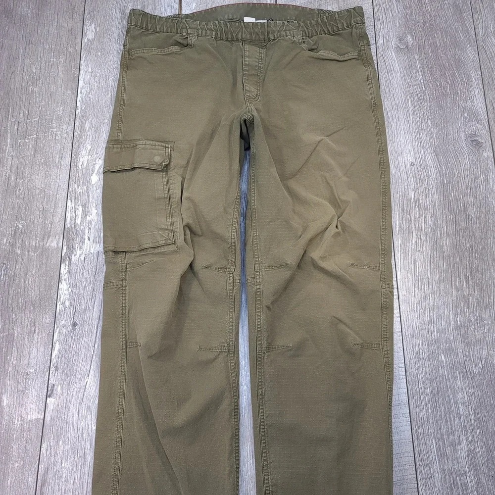 MEC Cargo Pants Mens 32 Green Ripstop Organic Cotton Elastic Hiking Utility - Picture 2 of 8